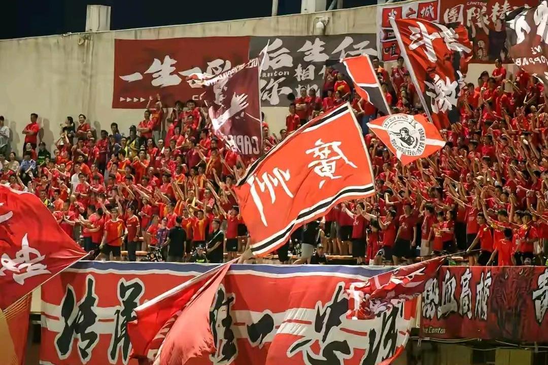 星空体育平台官网-广州富力战胜对手士气高涨，球队备战下场比赛的简单介绍